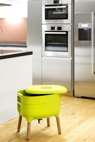 Domácí kompostér - Moderní vermikompostér - Světle zelený