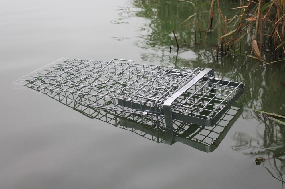 PROFESIONÁLNÍ SKLOPEC na kuny HARDY 102x26x30 cm s pružinovým uzavěrem